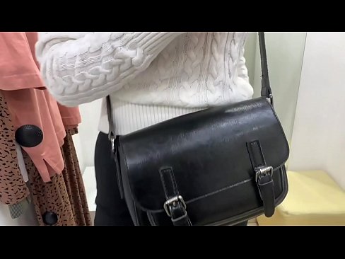❤️ Masturbation na jama'a na matashiyar mace FeralBerry tare da dildo a cikin dakin da ya dace ❤️❌ Batsa mai kyau a%ha.vlad-massage-salon.ru ️❤